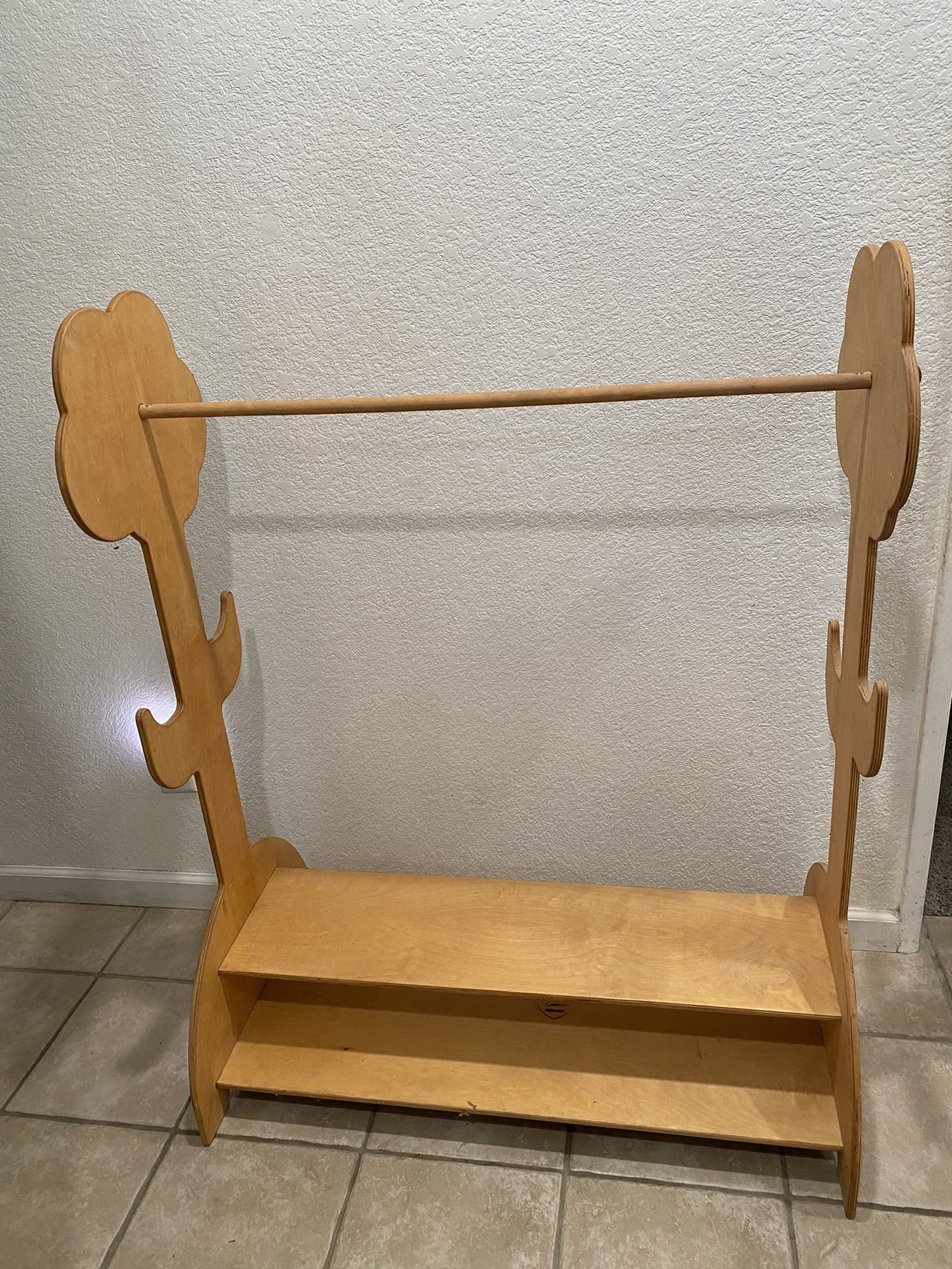 Wooden Kids Clothing Rack With Shelves