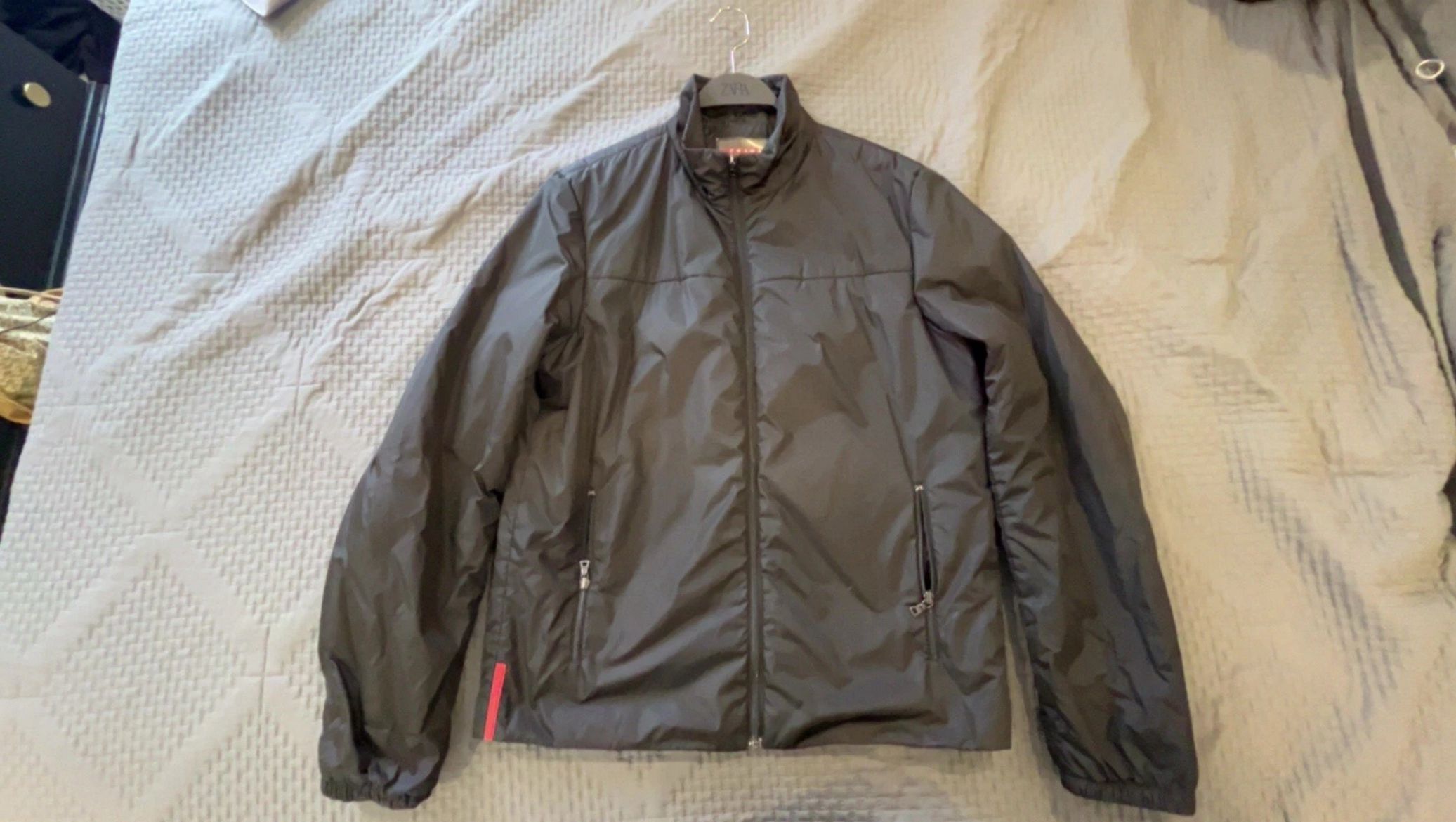 Prada Gore-Tex Linea Rossa Black Nylon Jacket Red Tab Lightweight Size Medium