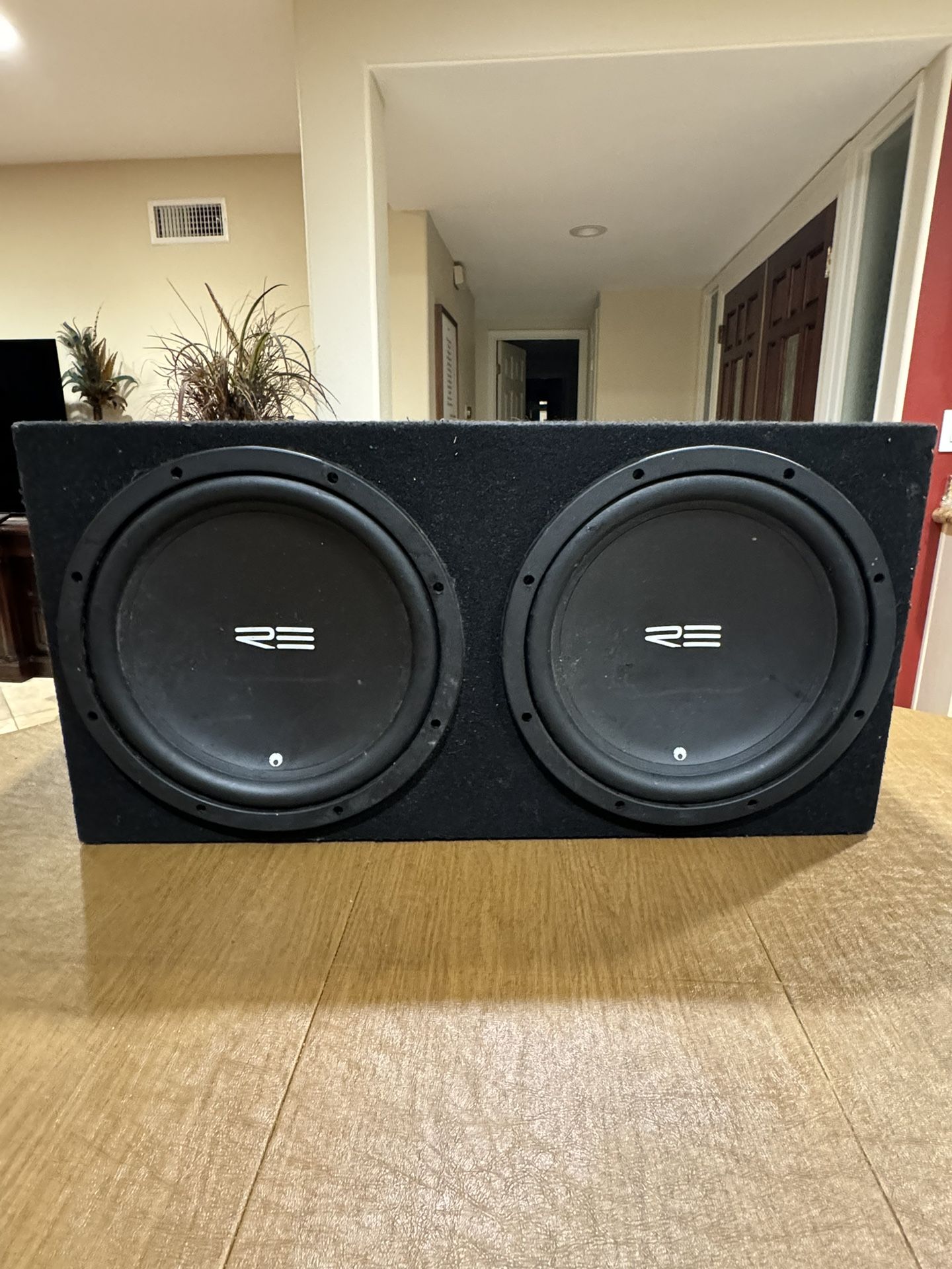 Twin RE Audio 12 “ Subwoofers Boom Boxed 28 X 14 X 14