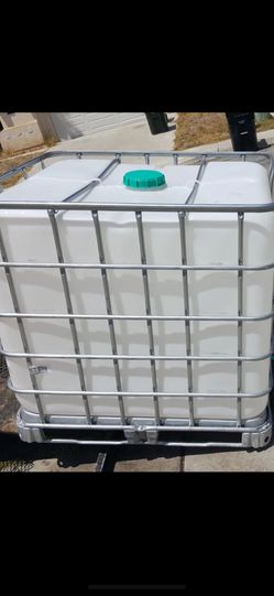 275 Gallons Tote Water tank $85.00ea 