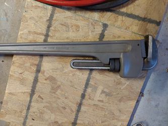 Westward Aluminum Pipe Wrenches 18" And 36"