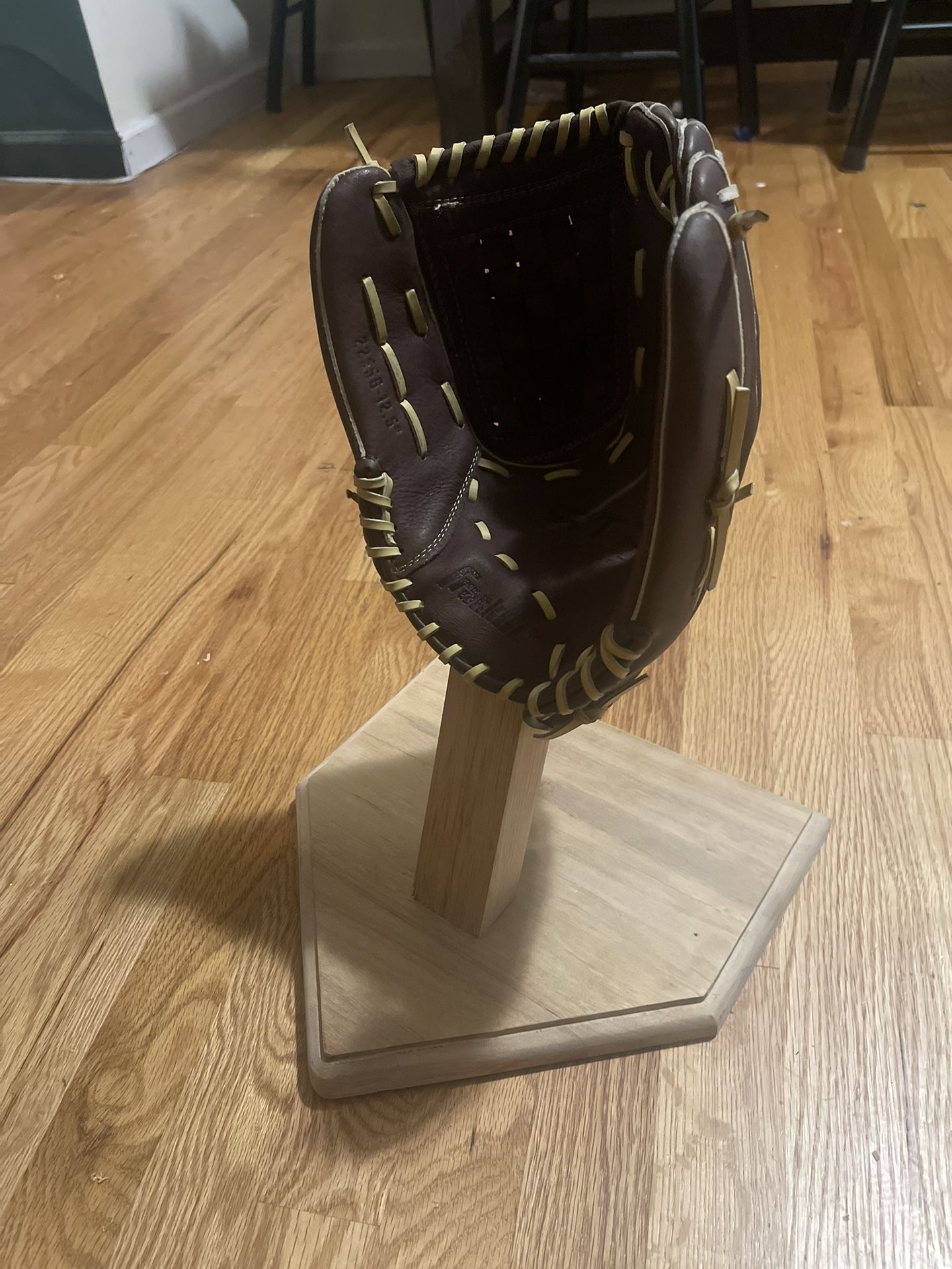 Wooden Glove Holder
