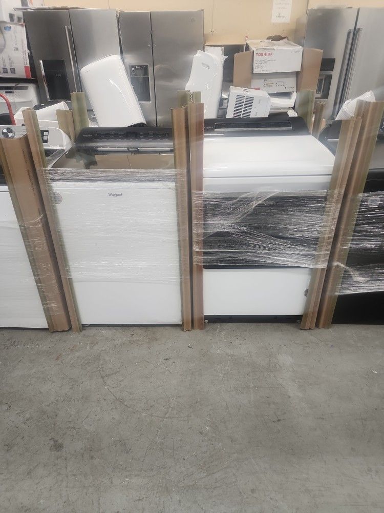 New Whirlpool Glass Top Washer And Dryer Set