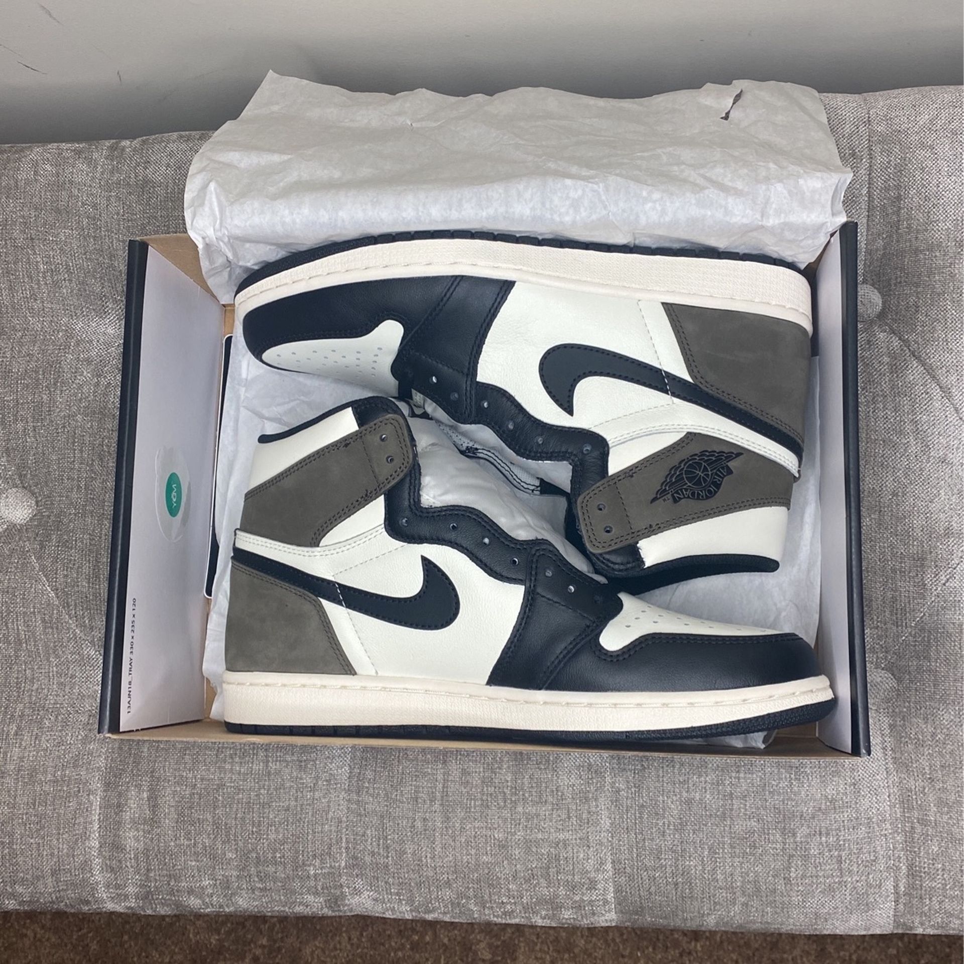 Jordan 1 Mocha