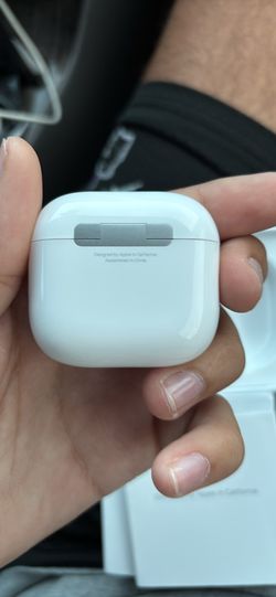 AirPods 4
