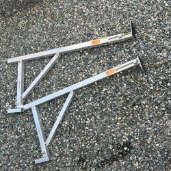 Adjustable Ladder Rack