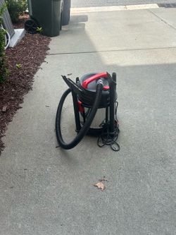 Porter-Cable 4 Gallon Wet/Dry Vacuum