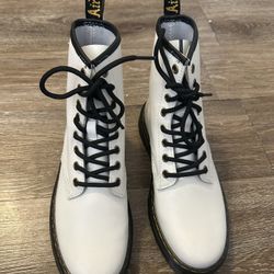 Dr Martens Boots 