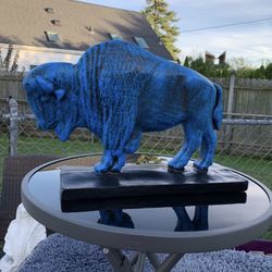 The Blue Buffalo Statue