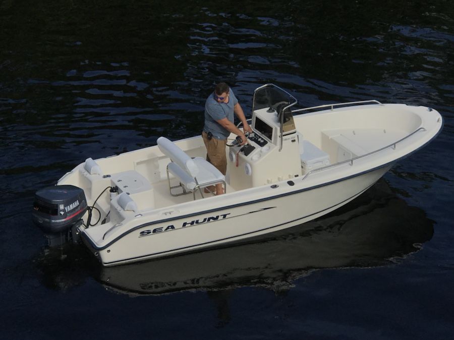 2003 Sea Hunt 186 Triton