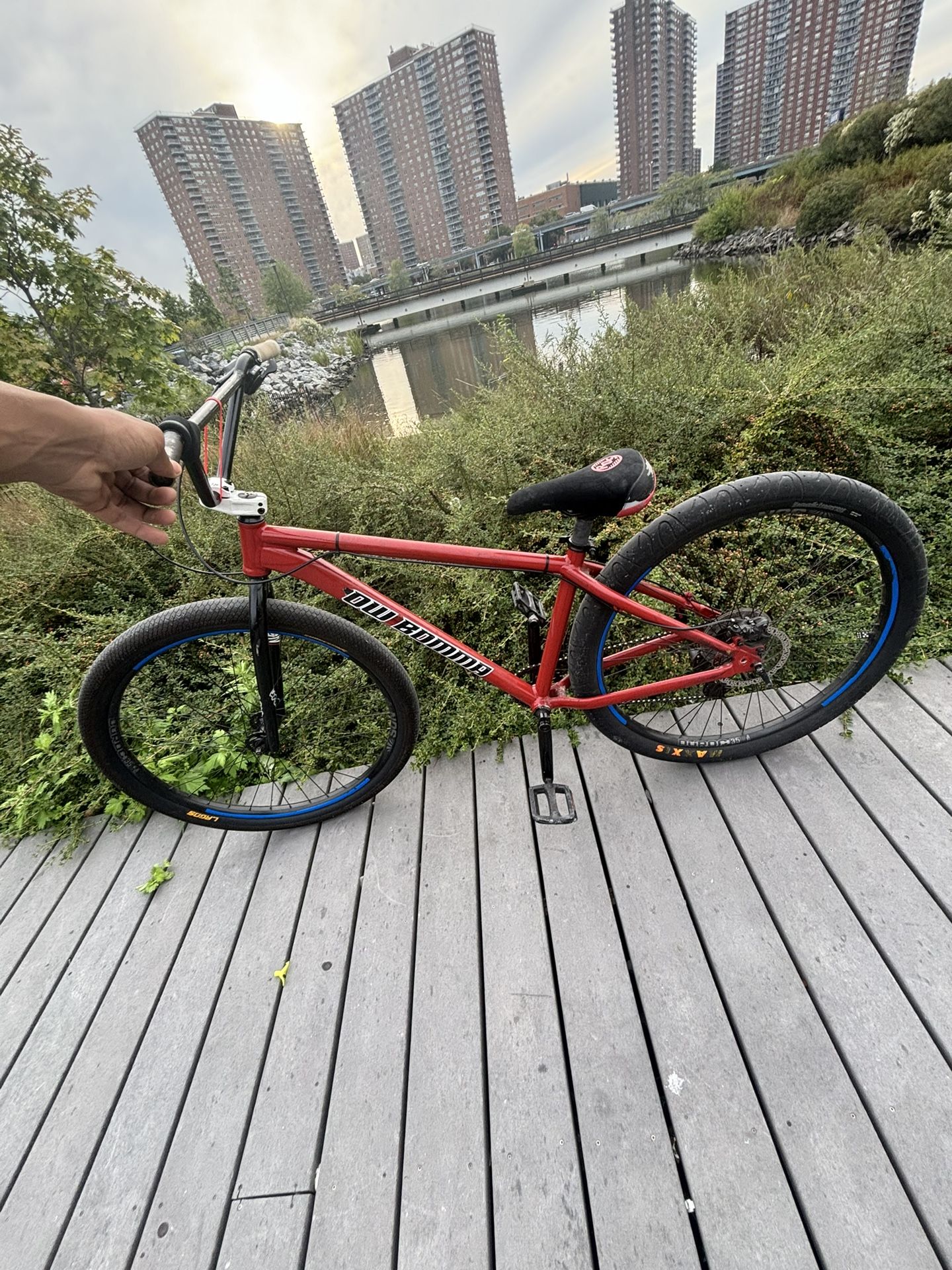 Ow Bomma 29 Inch Trades For Thrust Or Cash