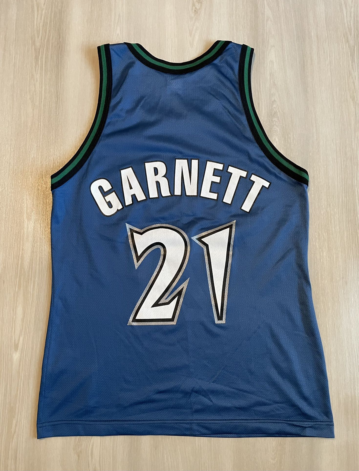 Mitchell & Ness Kevin Garnett Hardwood Classic Throwback Jersey for Sale in  Tucson, AZ - OfferUp