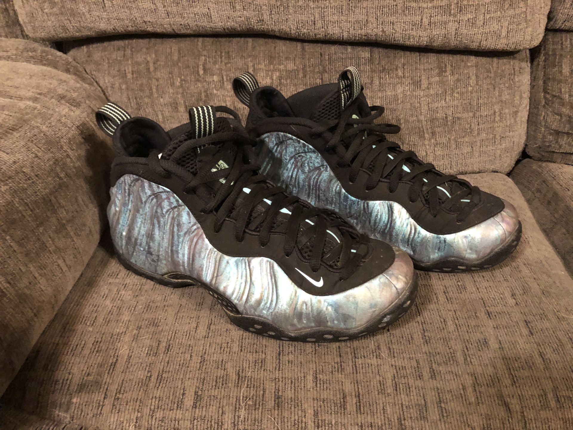 Foamposite ONE AROURA GREEN & BLACK men’s size 10