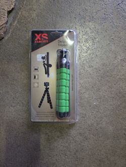 XS SERIES deluxe Tripod
