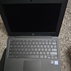 HP.  MAC BOOK COMPUTER 