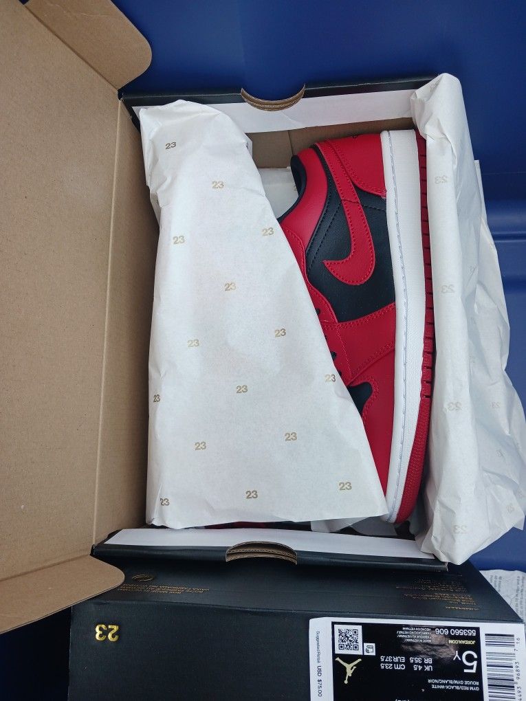 Jordan 1 Low Reverse Bred