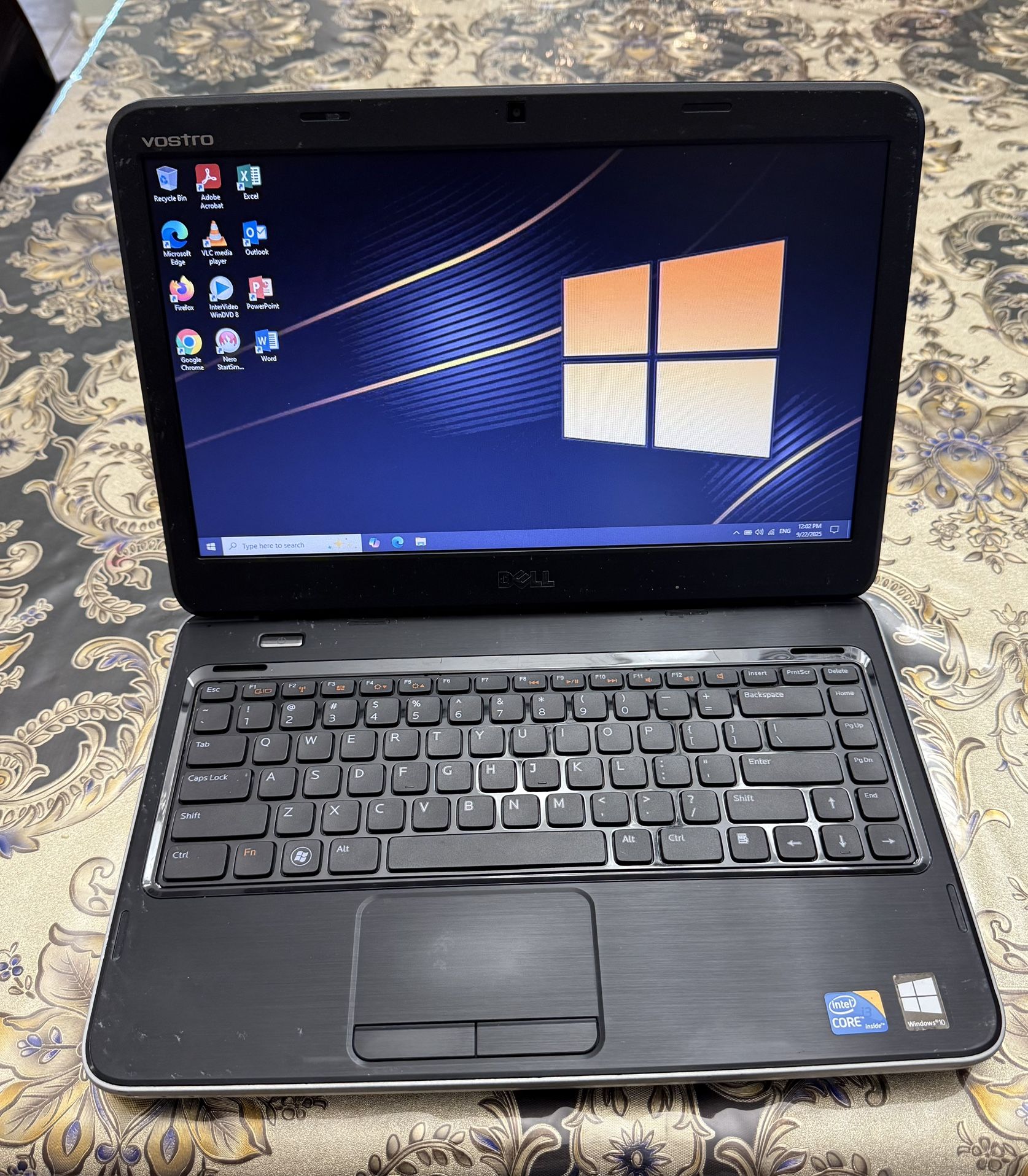 Dell Vostro 1440 Laptop