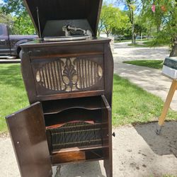 Claxtonola  Victrola Player