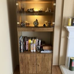Matching JC Penney Hutch Set