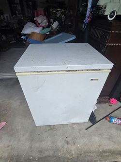 Deep freezer