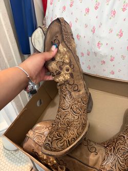 Botas