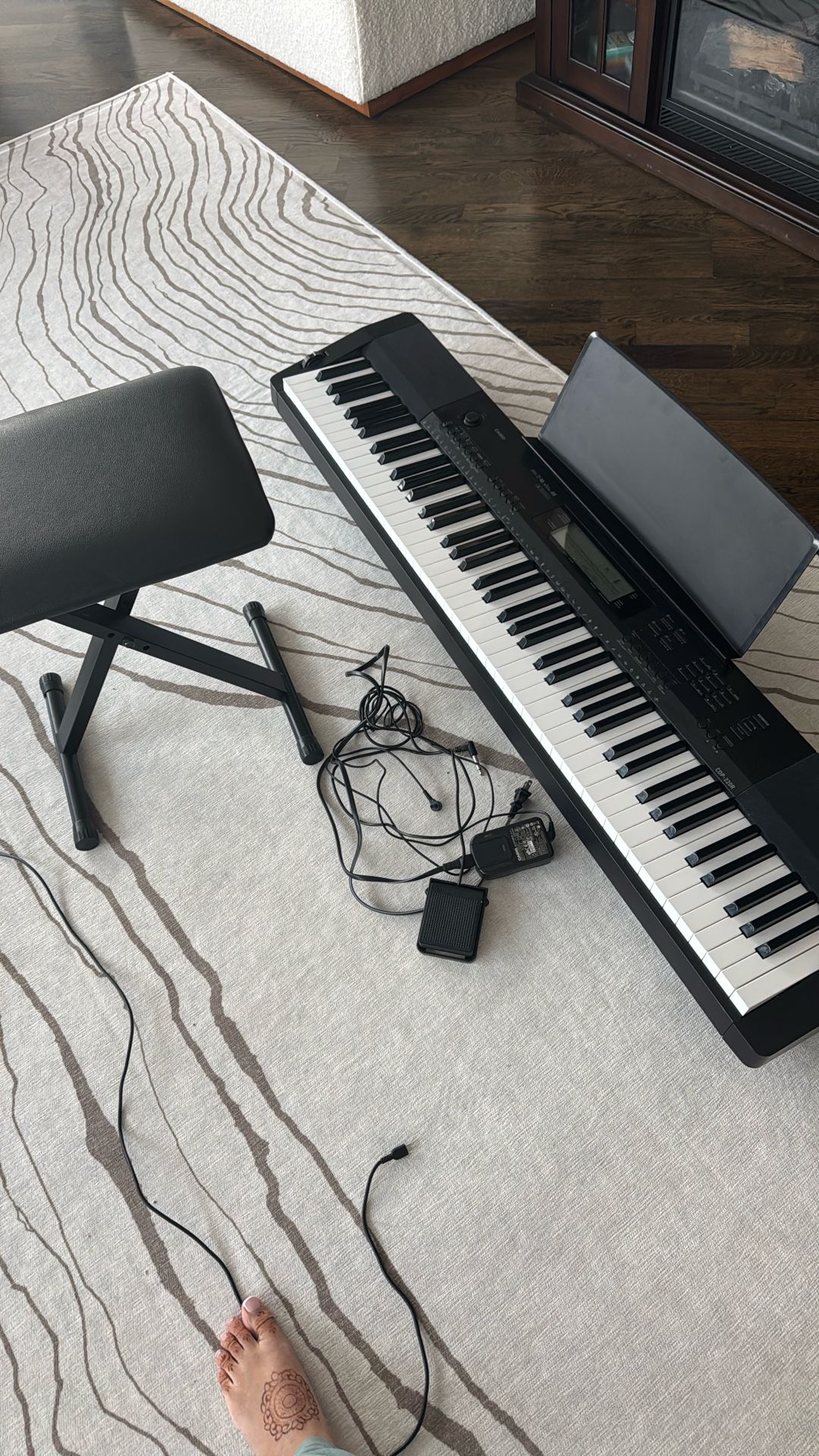 Weighted Keyboard Piano With Bench