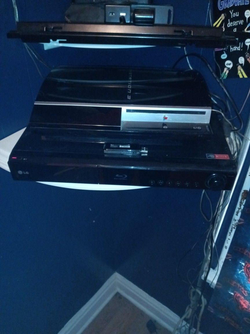 Blue Ray Player/Radio Stereo/ Playstation 3