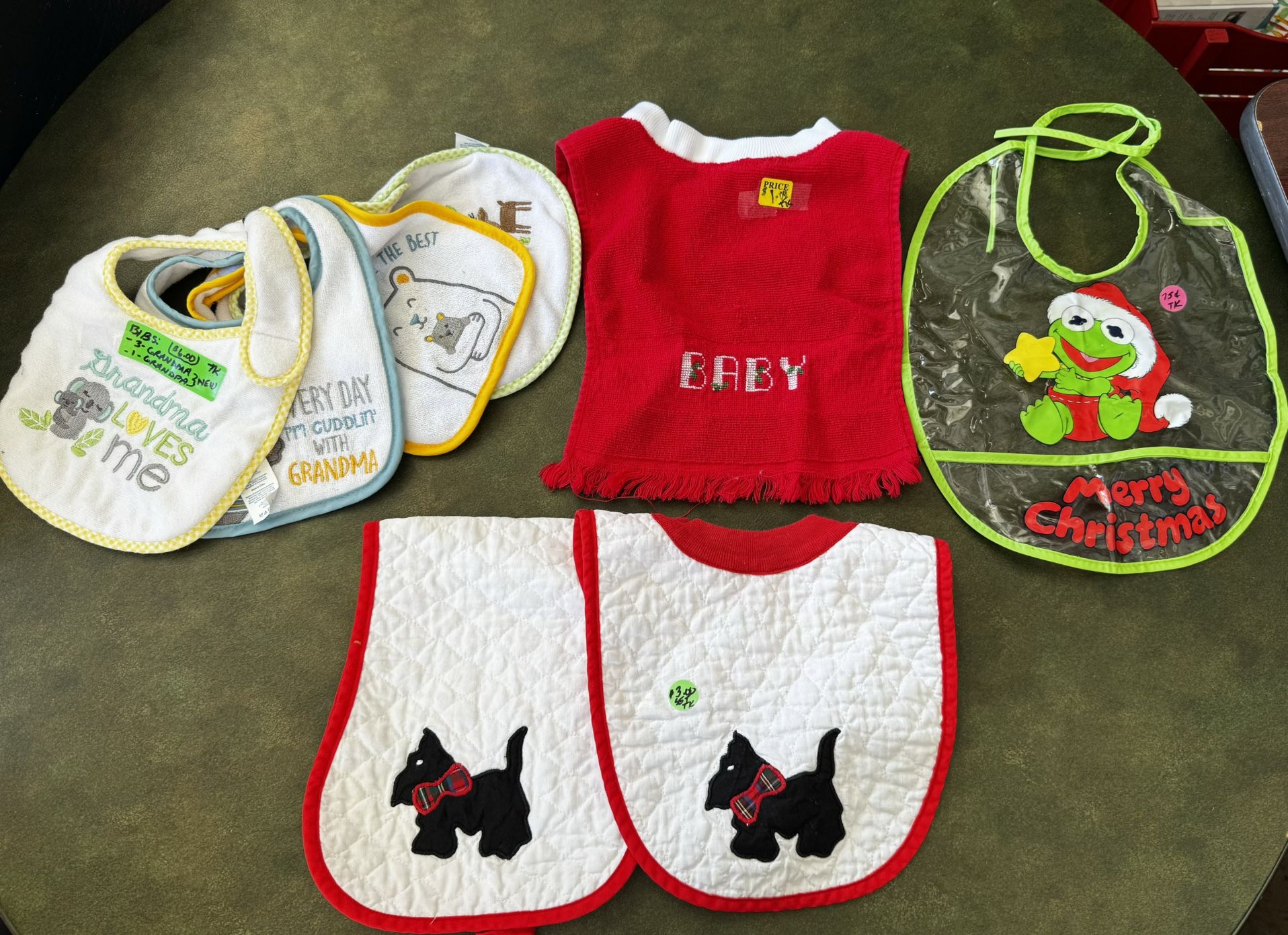Baby Bibs:3 Velcro(3-“Grandma”& 1-“Grandpa &1-matching bib/Burp cloth set & Christmas “Baby”