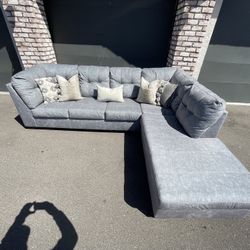 Free Delivery Sectional Sofa Couch Ashley Furniture 