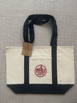 Trader Joe’s Large Tote Bag New with Tags