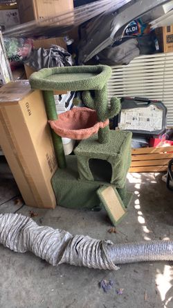Cat tree