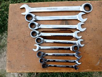 Gearwrench 9-piece metric ratcheting combination wrench set