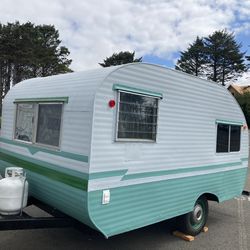 Awesome 1959 RETRO Camper~Lightweight Classic Travel Trailer