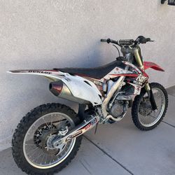 2011 Honda CRF 450, fuel injected ready to ride. Message for more info on maintenance history & list of mods.