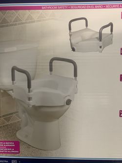 5’raised toilet Seat Brand New In Box With Handels