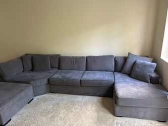 Large Gray Fabric Sectional Sofa with Chaise