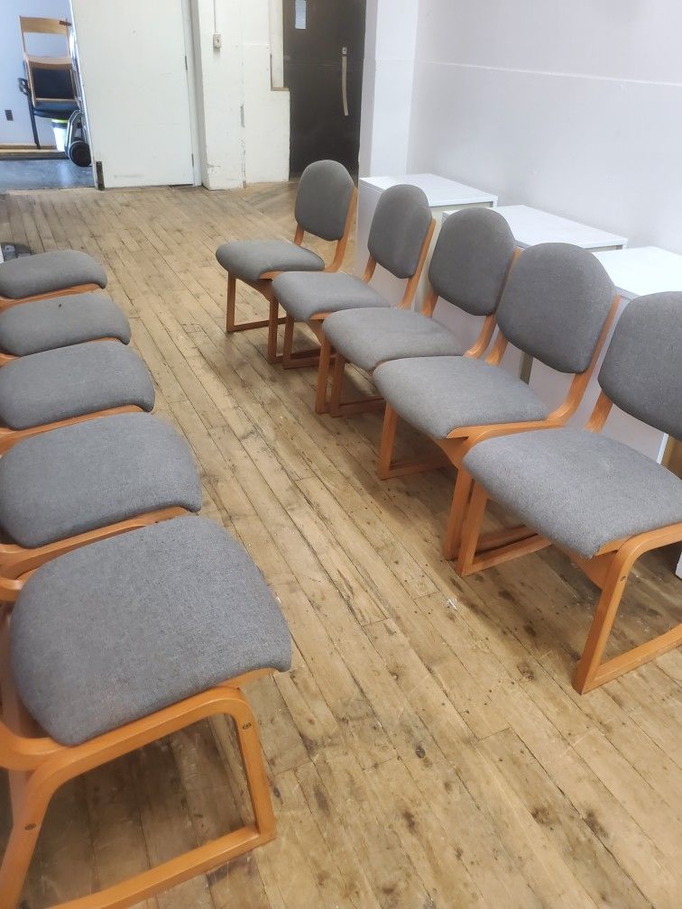 SET OF 10 ROCKING CHAIRS (HOME71)