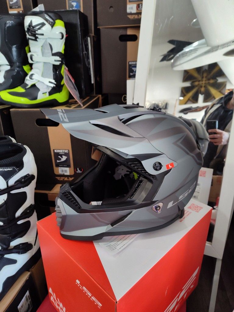 LS2 Motocross Off road Helmet Size Large Brand New To Face DOT ECE