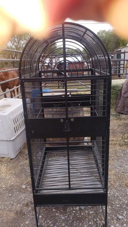 5 FOOT STEEL LARGE BIRD CAGE