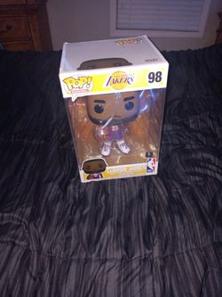 Lebron Pop