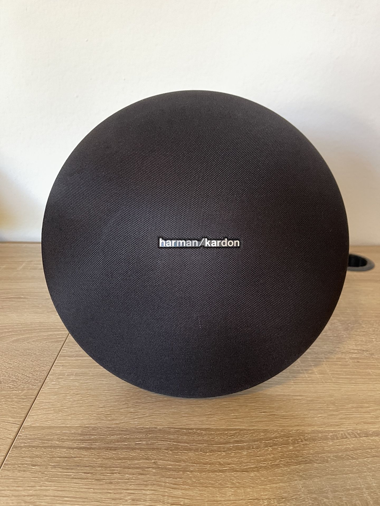 Harman Kardon Onyx 4 Studio Bluetooth Speaker – Amazing Sound!