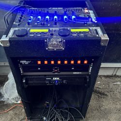 DJ Stereo With Rolling Case