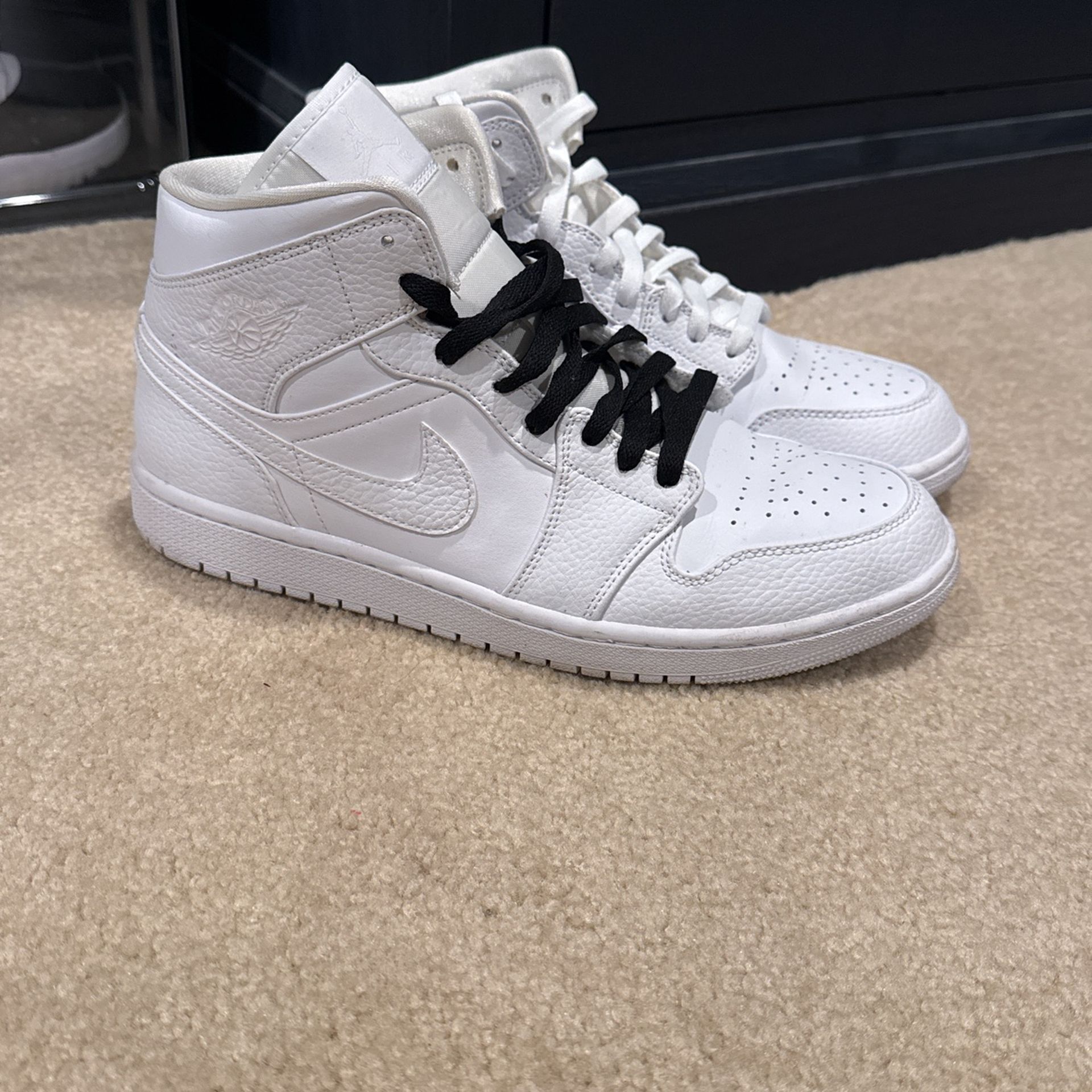 Air Jordan 1 High “Triple White” Mens 10