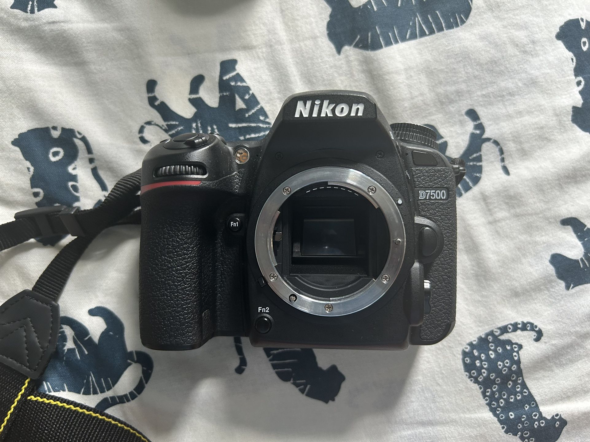 Nikon d7500