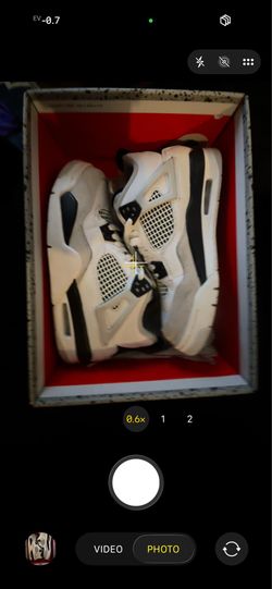 Jordan 4 Milirary black size 6.5y 8w