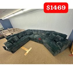 RIGHT HAND FACING Cuddler Corduroy Fabric Upholstered HALF U-Shaped Sectional Sofa with Pull Out Bed and Square Armrest with Wireless Charger
