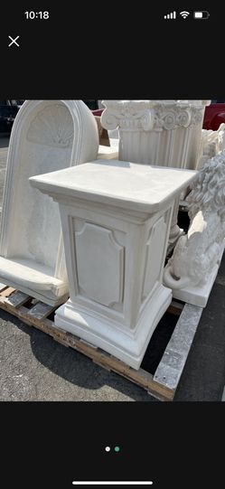 Large Square Stand 3ft