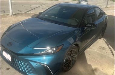 2026 Toyota Camry ยท LE Sedan 4D