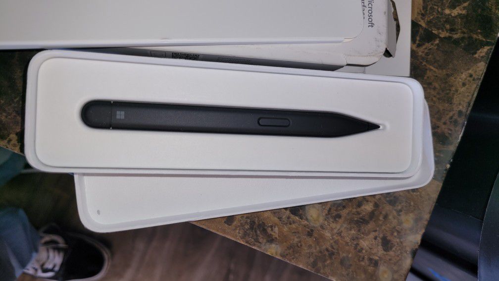 Microsoft LLK00001 Surface Slim Pen - Black

