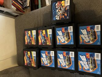 36 Hot wheels cases with 6 cars in each case
